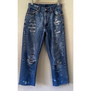 Levi’s High Waist Rise‎ 550 Blue Jeans Distressed Hem Faded 28